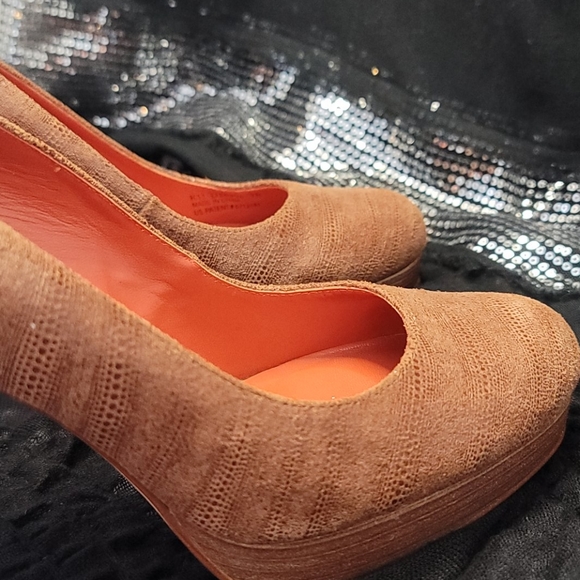 Cole Haan Heels - Picture 9 of 9